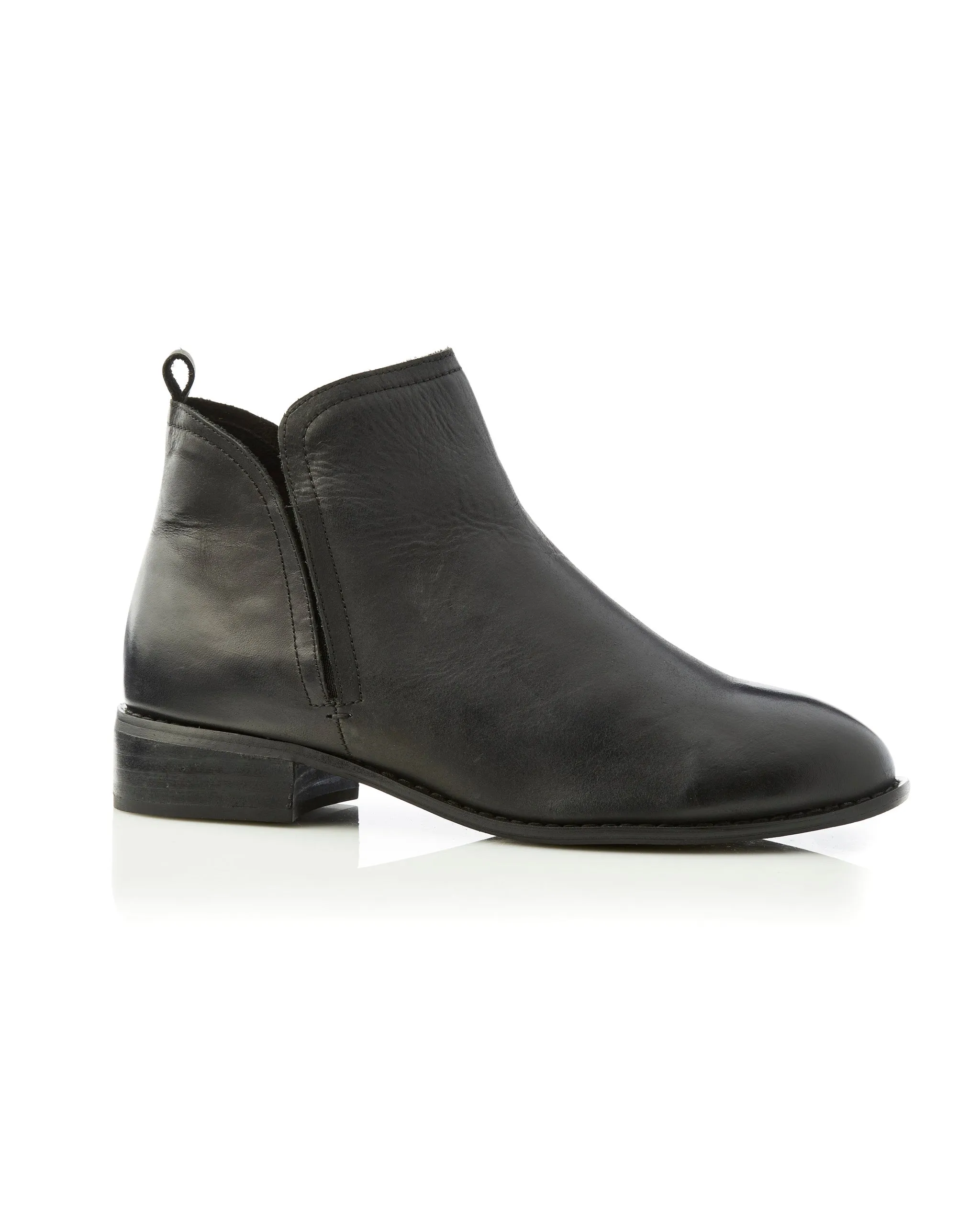Douglas Boot Black