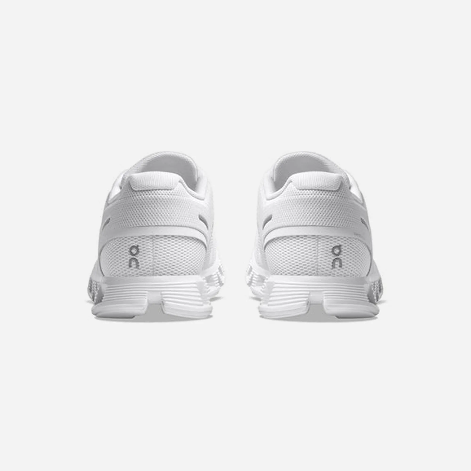On Running Cloud 5 All White